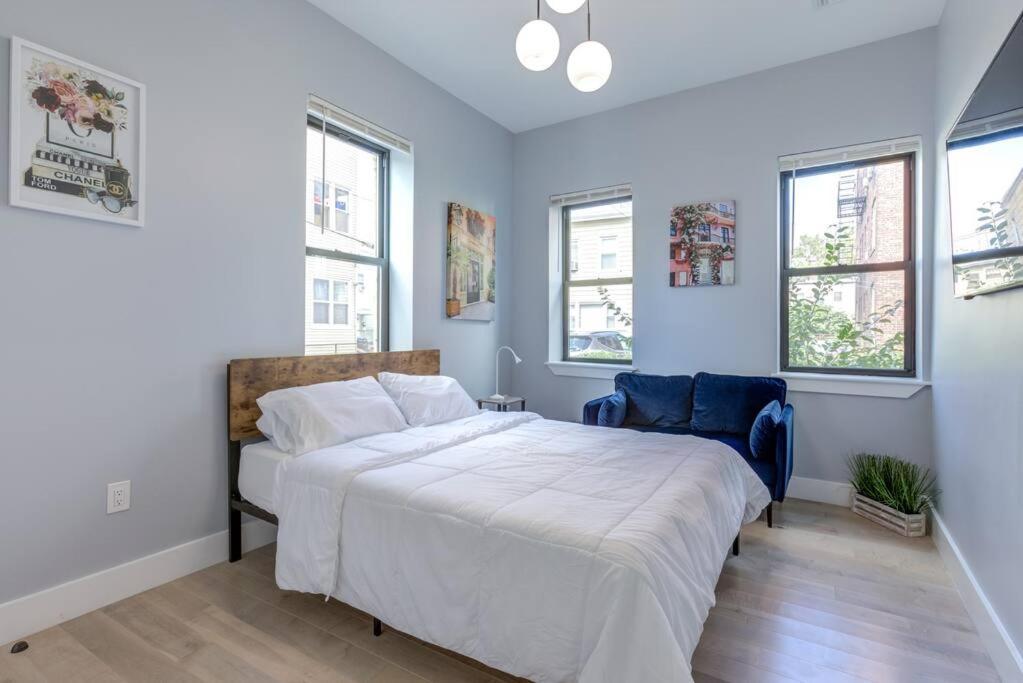 Luxury Designer Theme 2Br Apt Near Nyc / Thepath Leilighet Newark Eksteriør bilde